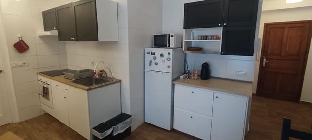 Appartement de 3 chambres à louer à Puerto Santiago, Santiago del Teide avec garage - 1 250 € (Ref: 9788087)