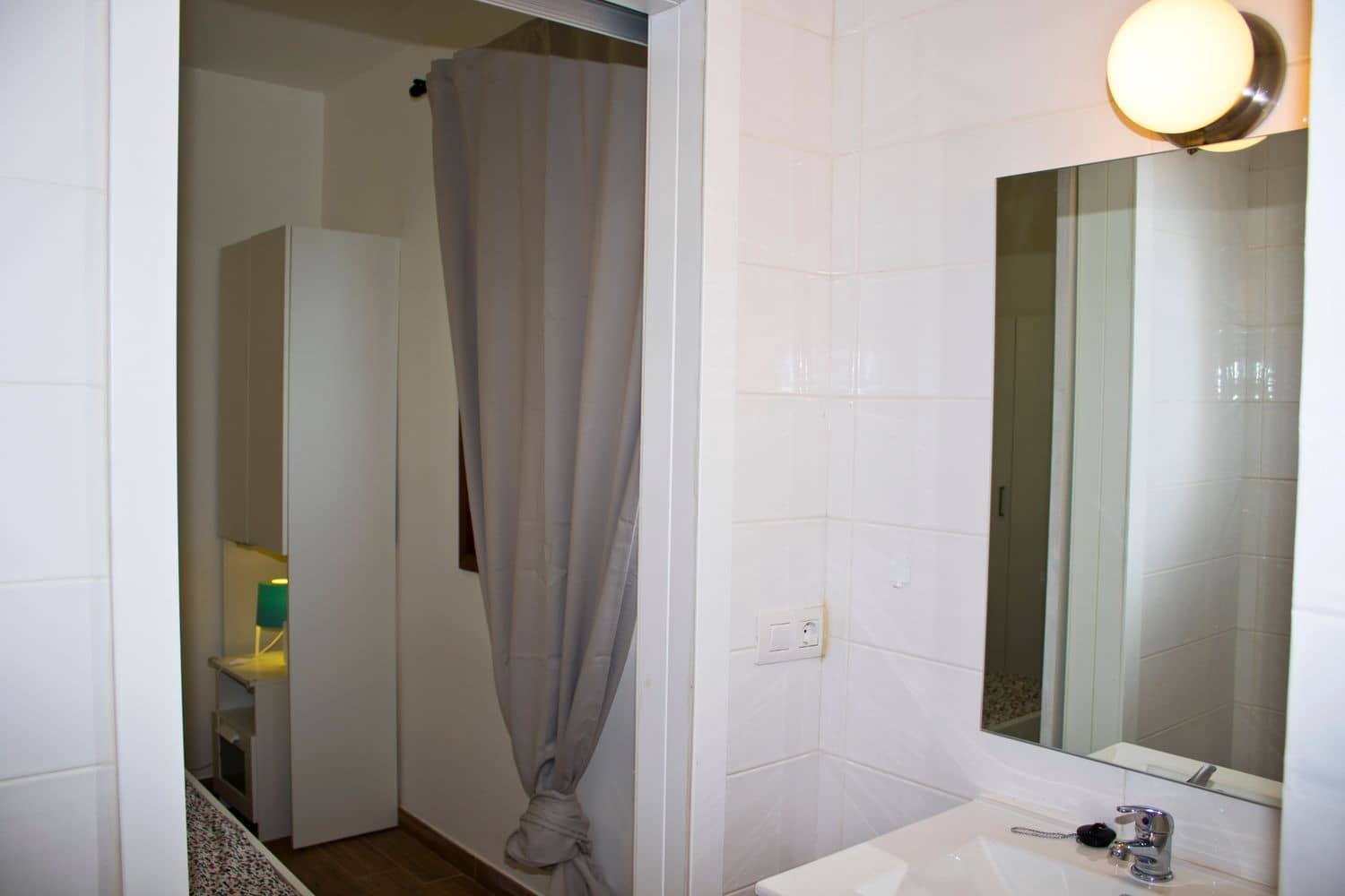 Appartement de 3 chambres à louer à Puerto Santiago avec garage - 1 250 € (Ref: 9788087)