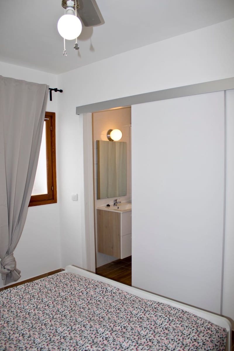 Appartement de 3 chambres à louer à Puerto Santiago avec garage - 1 250 € (Ref: 9788087)