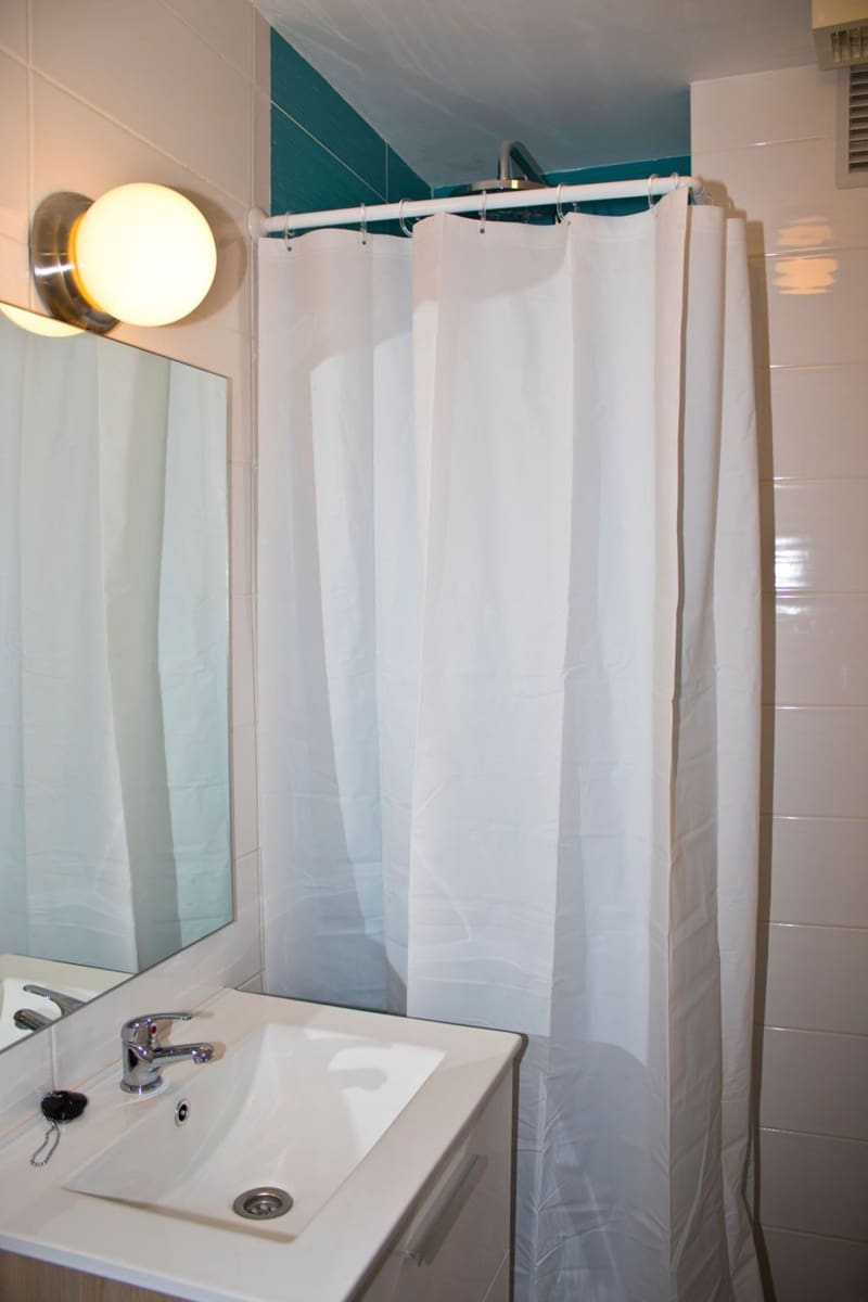 Appartement de 3 chambres à louer à Puerto Santiago avec garage - 1 250 € (Ref: 9788087)