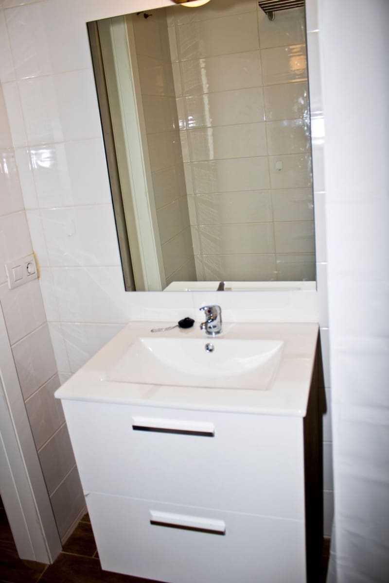 Appartement de 3 chambres à louer à Puerto Santiago avec garage - 1 250 € (Ref: 9788087)