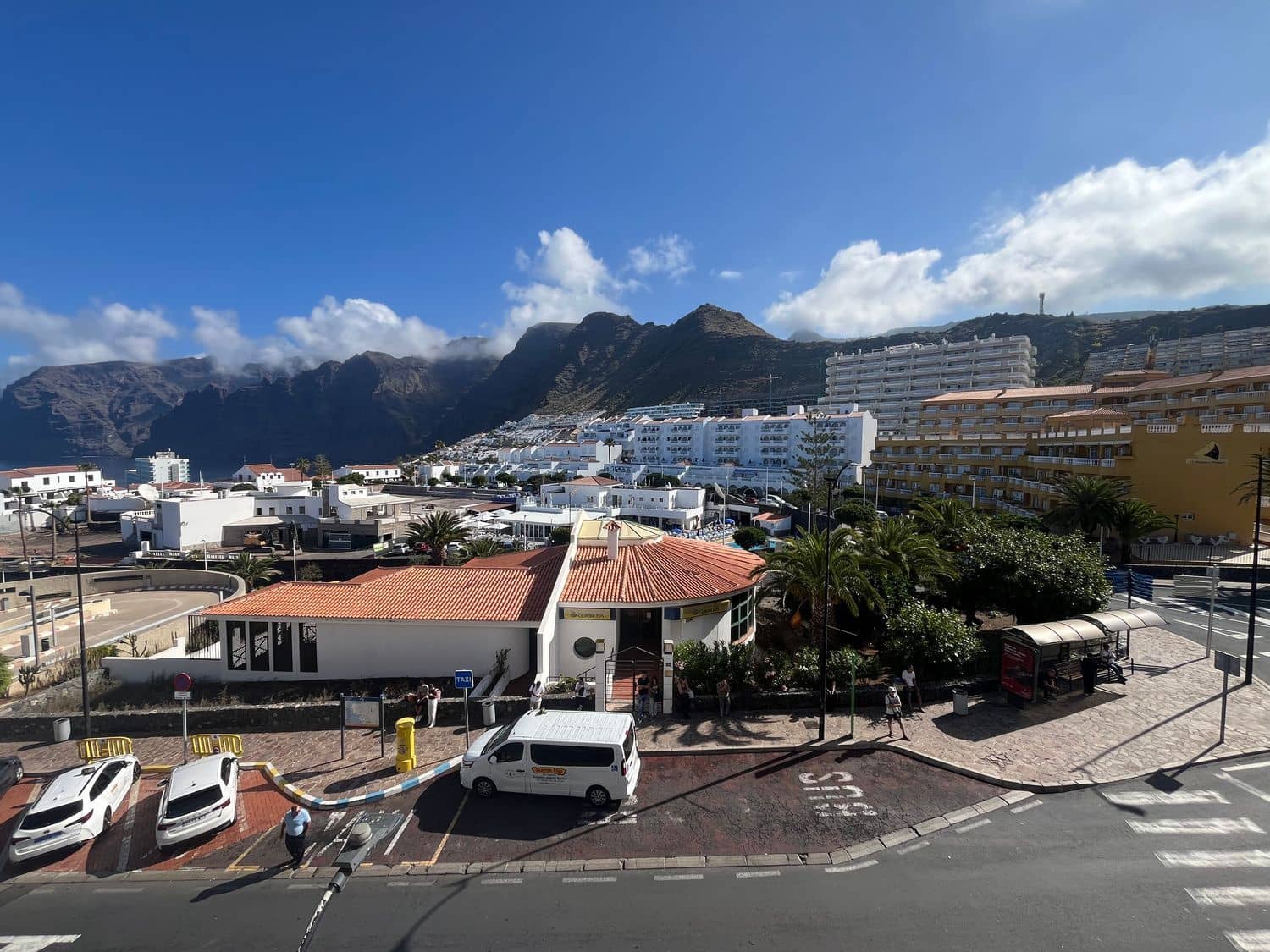 2 bedroom Apartment for sale in Puerto Santiago with garage - € 269,000 (Ref: 9807533)
