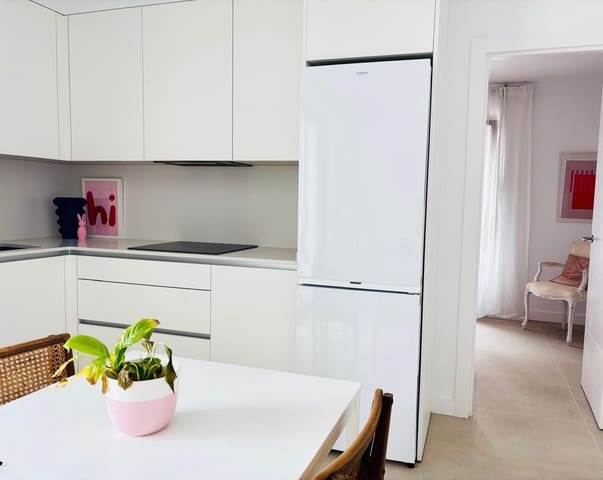 1 soverom Leilighet til leie i Candelaria med garasje - € 1 350 (Ref: 9819913)