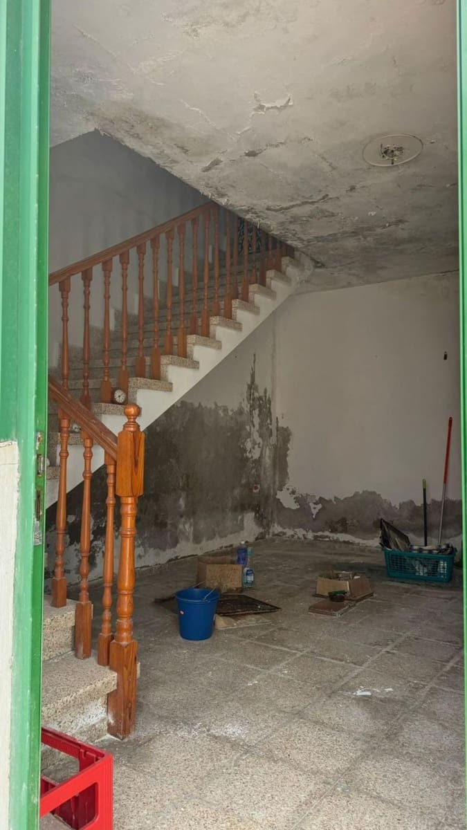Casa de 4 habitaciones en Los Silos en venta con garaje - 175.000 € (Ref: 9819914)