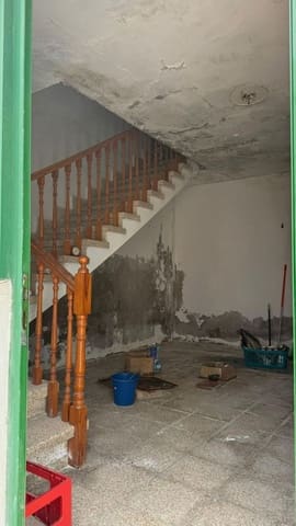 4 slaapkamer Huis te koop in Los Silos met garage - € 175.000 (Ref: 9819914)
