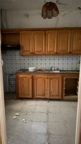 4 slaapkamer Huis te koop in Los Silos met garage - € 175.000 (Ref: 9819914)