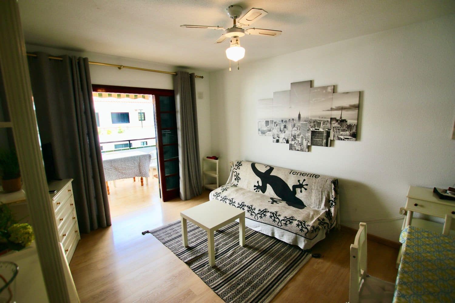 2 soverom Leilighet til salgs i Los Cristianos med garasje - € 430 000 (Ref: 9835205)
