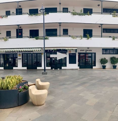 2 soverom Leilighet til salgs i Los Cristianos, Arona med garasje - € 430 000 (Ref: 9835205)