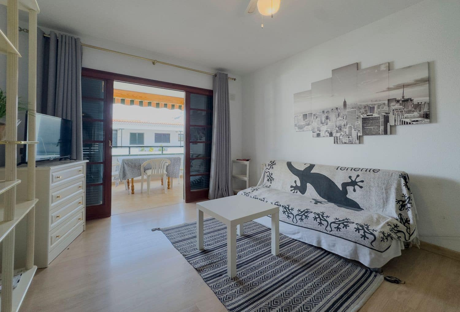 2 soverom Leilighet til salgs i Los Cristianos med garasje - € 430 000 (Ref: 9835205)