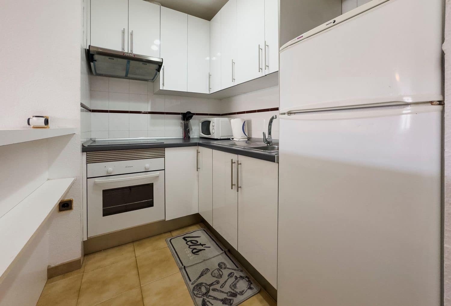 2 soverom Leilighet til salgs i Los Cristianos med garasje - € 430 000 (Ref: 9835205)