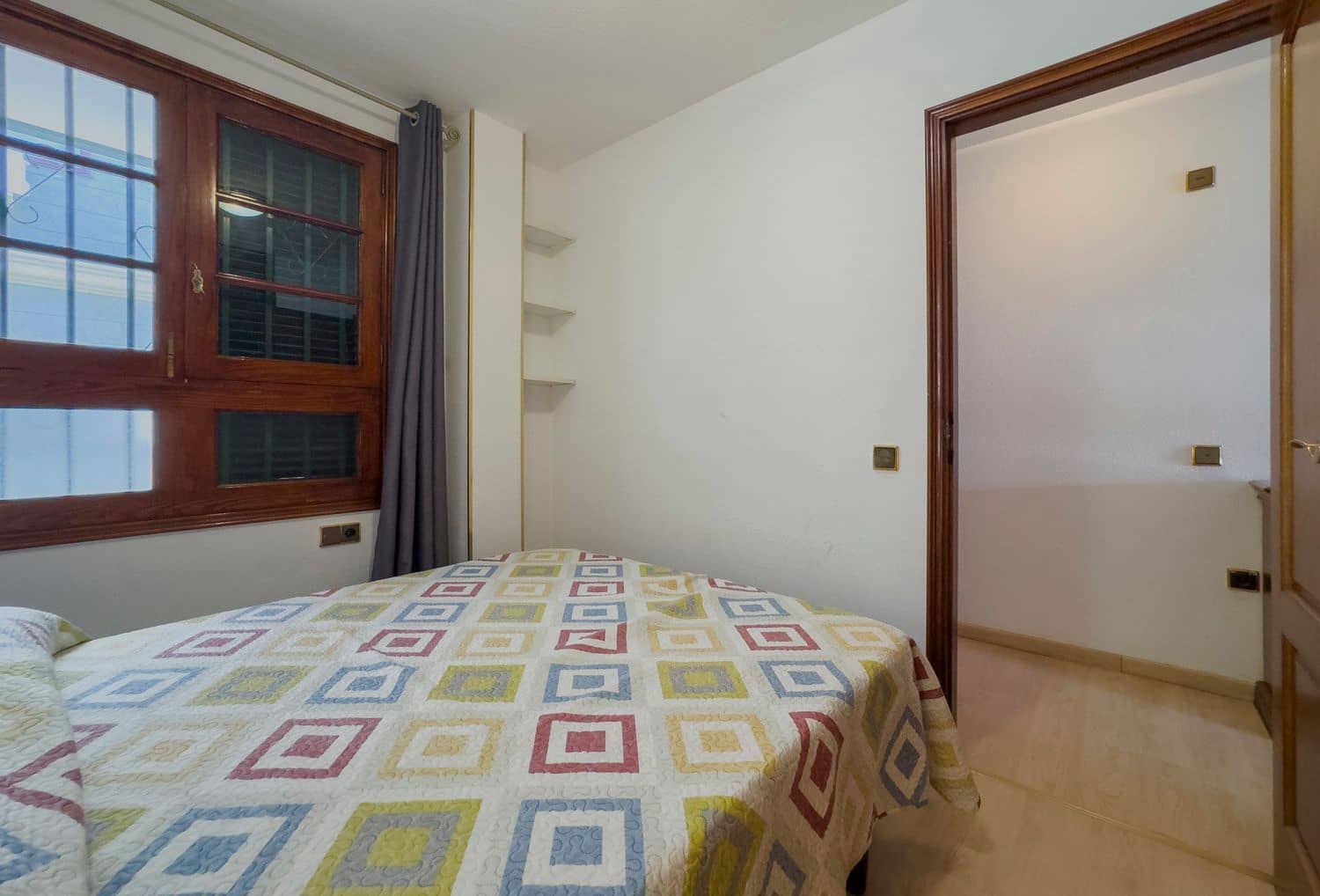2 soverom Leilighet til salgs i Los Cristianos med garasje - € 430 000 (Ref: 9835205)