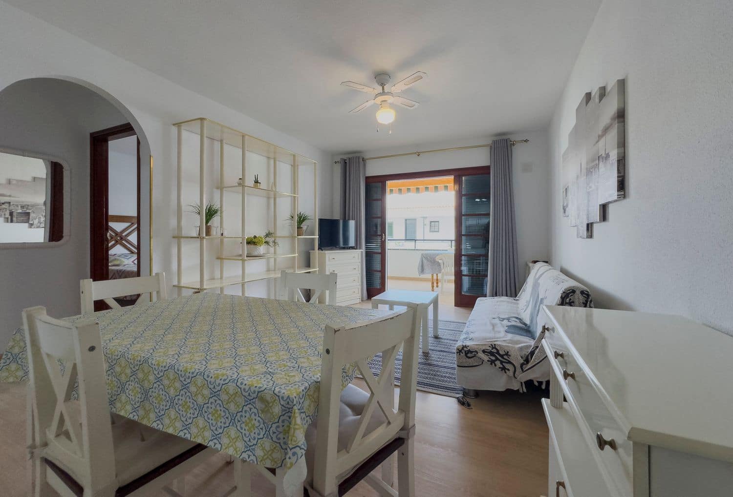 2 soverom Leilighet til salgs i Los Cristianos med garasje - € 430 000 (Ref: 9835205)