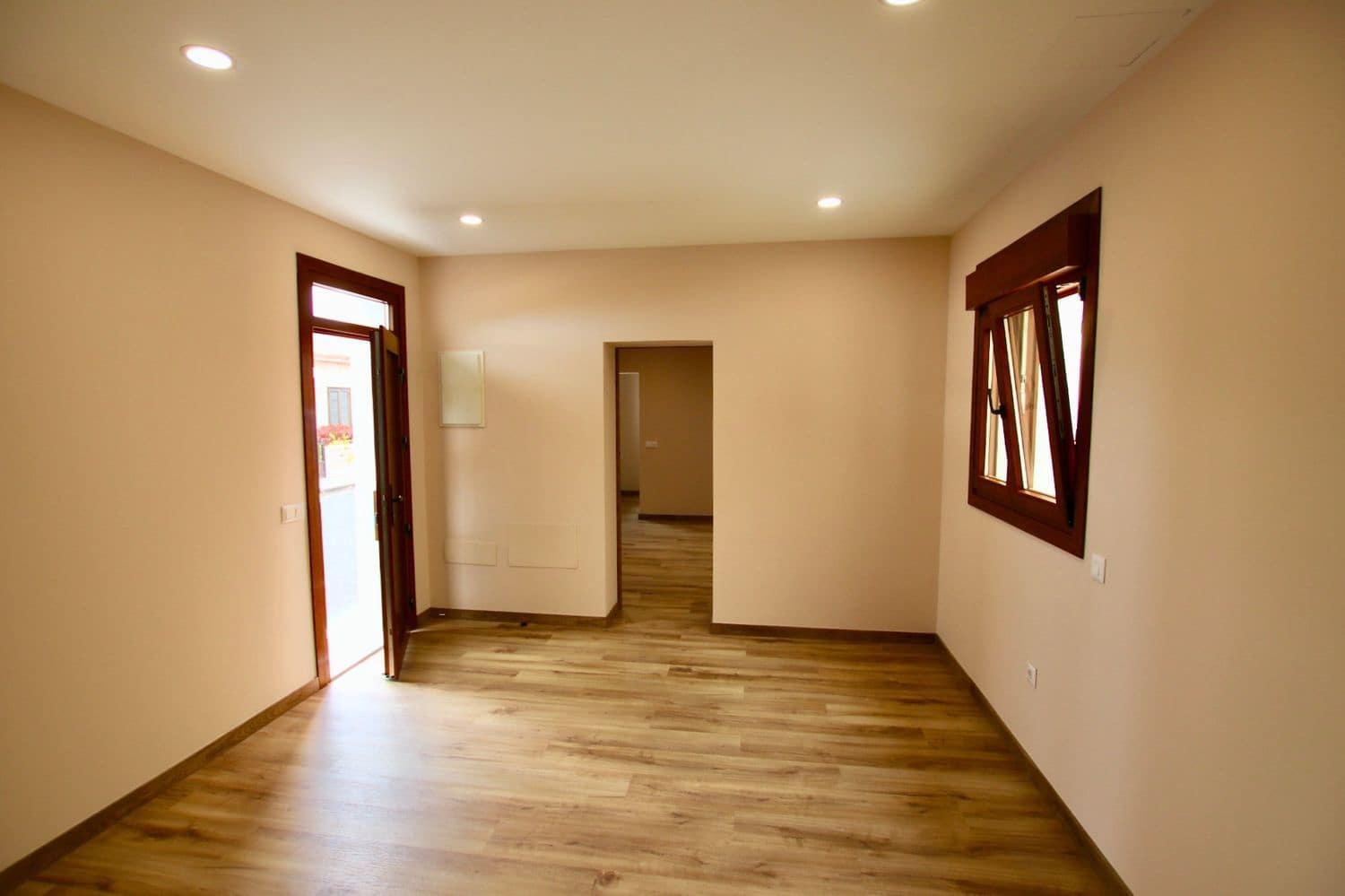 3 bedroom Townhouse for sale in El Tanque with garage - € 462,000 (Ref: 9838755)
