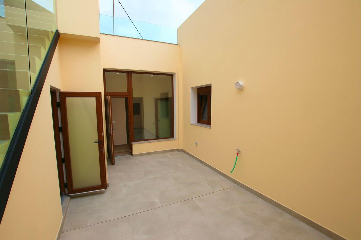 3 bedroom Townhouse for sale in El Tanque with garage - € 462,000 (Ref: 9838755)