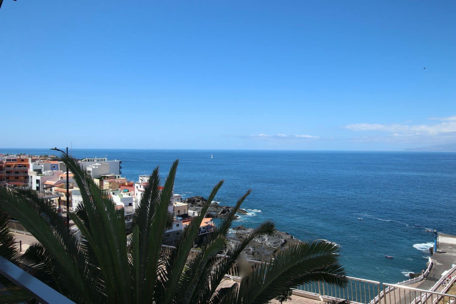 2 bedroom Apartment for sale in Puerto Santiago with garage - € 295,000 (Ref: 9842028)