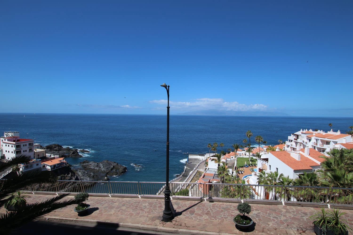 2 bedroom Apartment for sale in Puerto Santiago with garage - € 295,000 (Ref: 9842028)