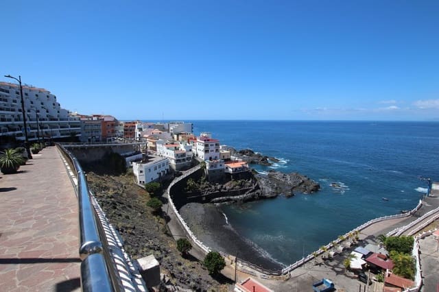 2 soverom Leilighet til salgs i Puerto Santiago, Santiago del Teide med garasje - € 295 000 (Ref: 9842028)