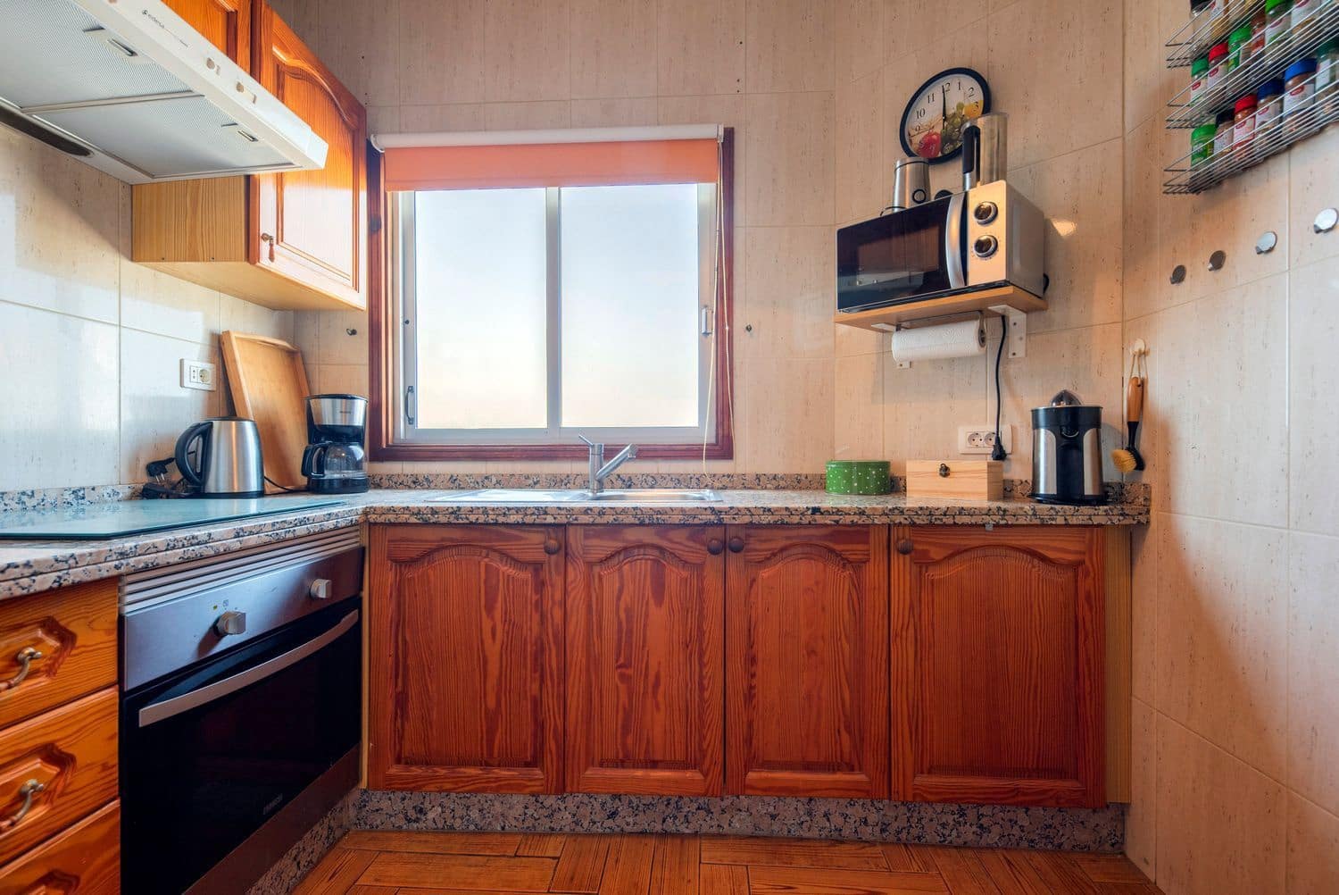 2 bedroom Apartment for sale in Puerto Santiago with garage - € 250,000 (Ref: 9842028)