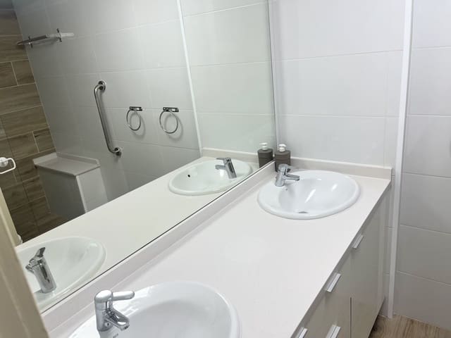 2 sovrum Lägenhet att hyra i Puerto Santiago, Santiago del Teide med pool garage - 1 350 € (Ref: 9866323)