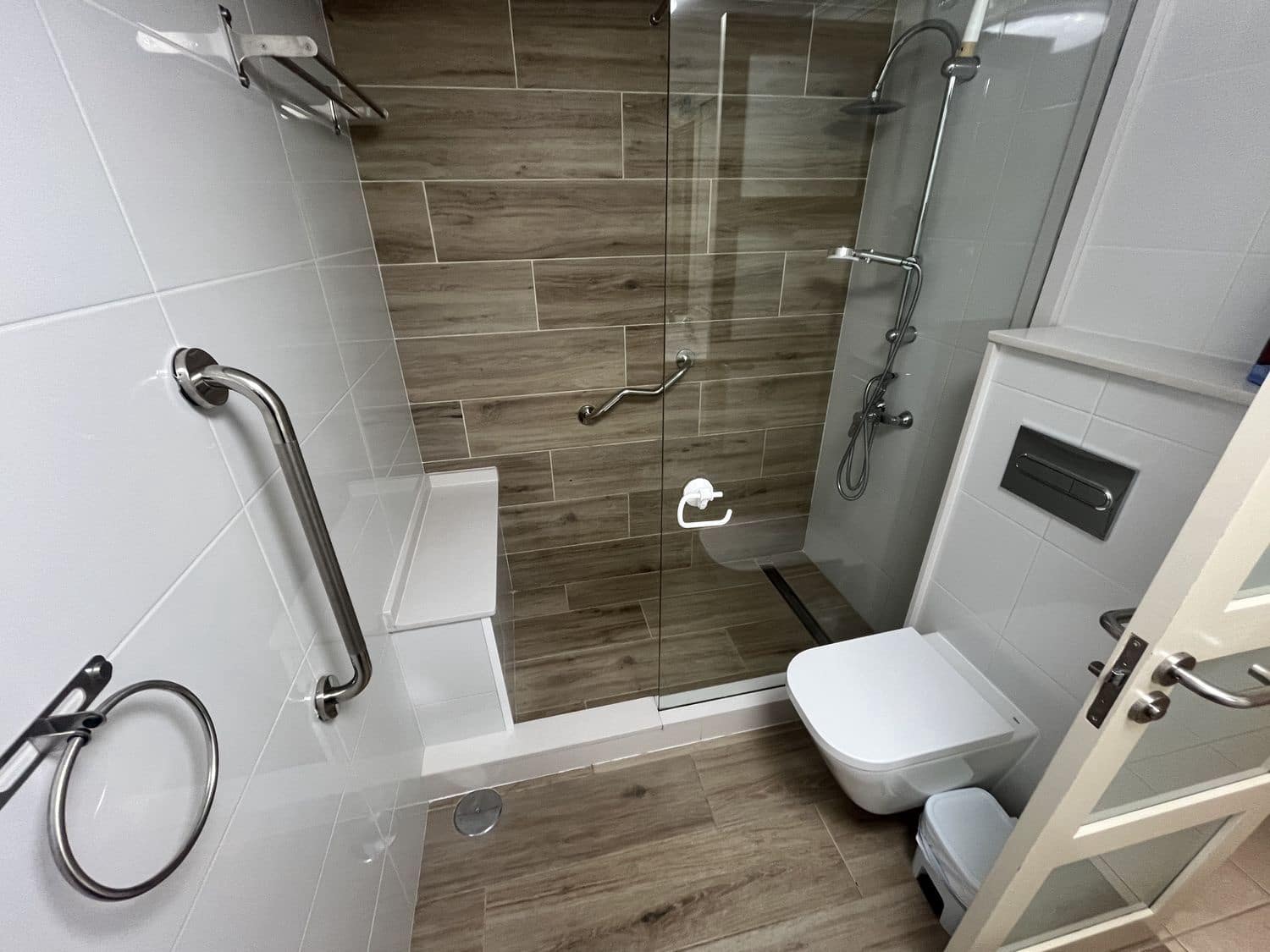 2 bedroom Apartment for rent in Puerto Santiago with pool garage - € 1,350 (Ref: 9866323)