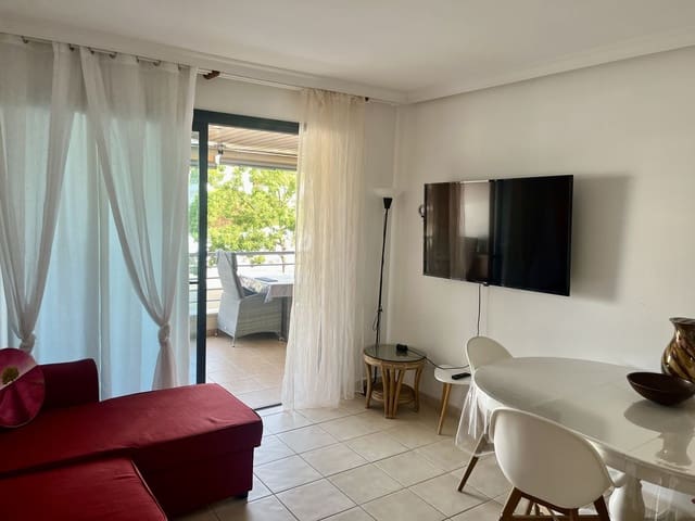 2 sovrum Lägenhet att hyra i Puerto Santiago, Santiago del Teide med pool garage - 1 350 € (Ref: 9866323)