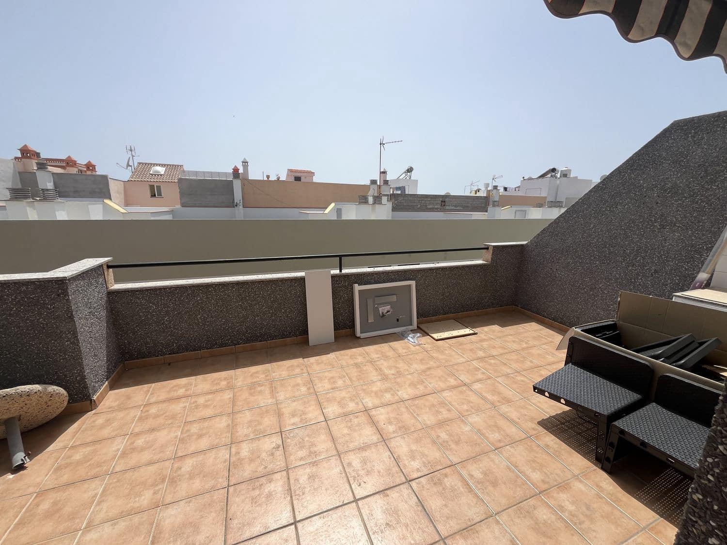 2 bedroom Apartment for rent in Puerto Santiago with garage - € 1,150 (Ref: 9956677)