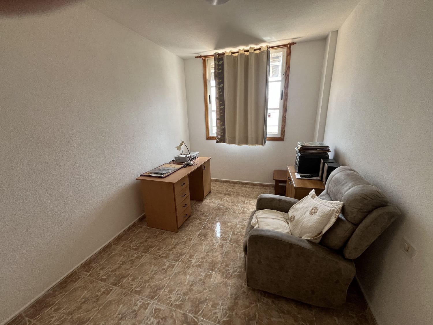 2 bedroom Apartment for rent in Puerto Santiago with garage - € 1,150 (Ref: 9956677)