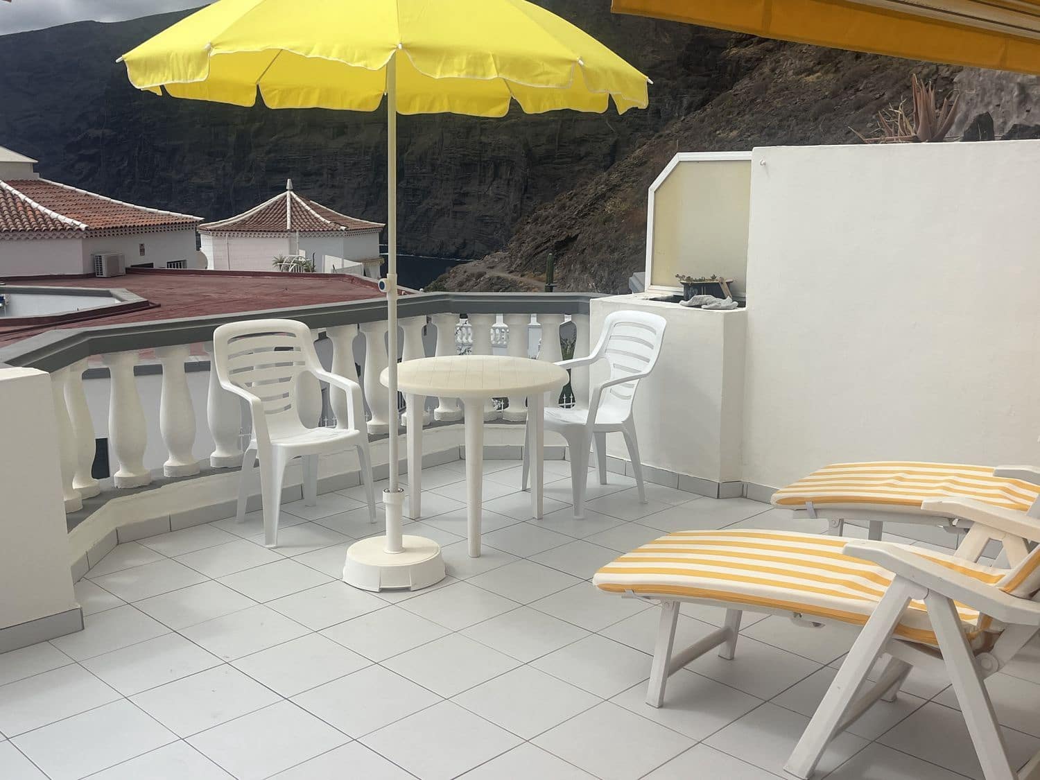 1 Zimmer Apartment zu vermieten in Los Gigantes mit Garage - 1.200 € (Ref: 9979428)