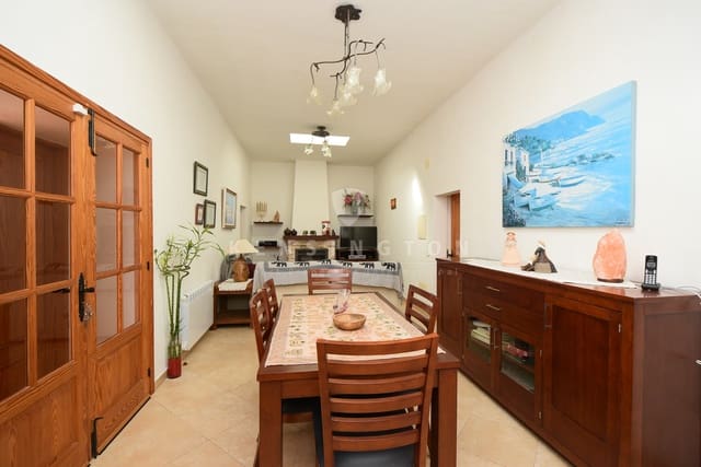 5 bedroom Townhouse for sale in Sant Rafael de Sa Creu, Sant Antoni de Portmany - € 4,000,000 (Ref: 8047352)