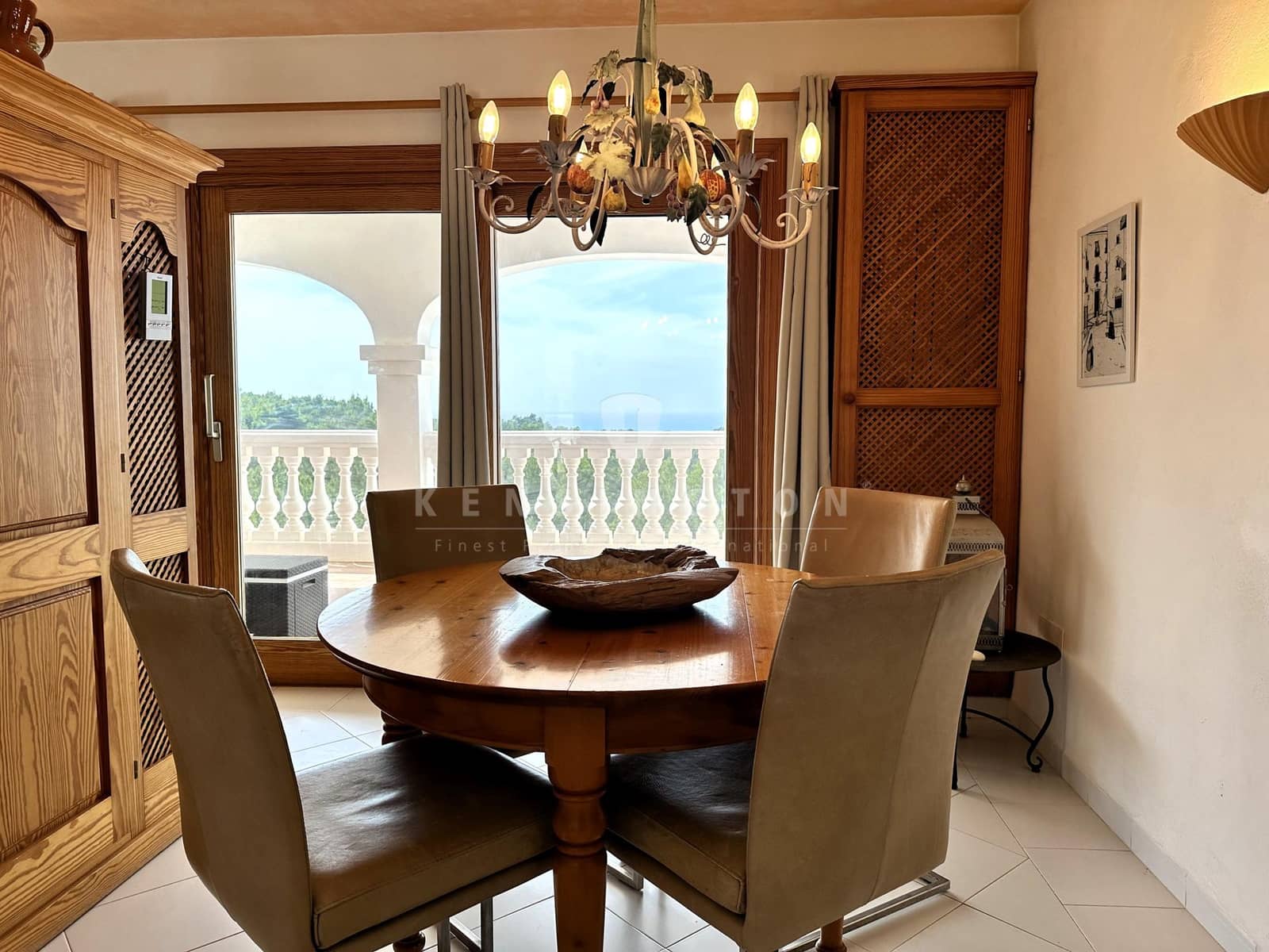 2 soveværelse Penthouse til salg i Cala Tarida med swimmingpool garage - € 1.295.000 (Ref: 8302558)