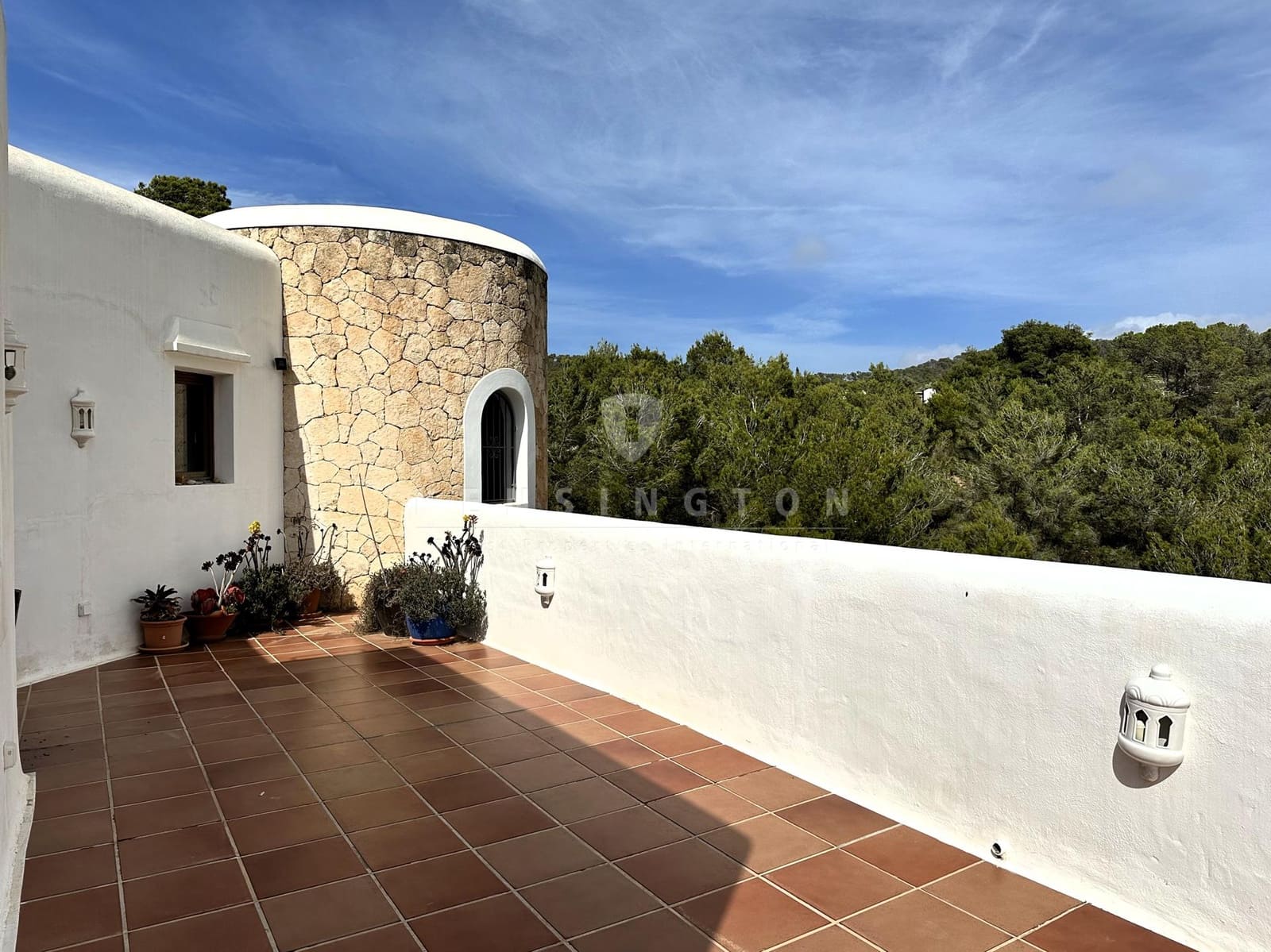 2 soveværelse Penthouse til salg i Cala Tarida med swimmingpool garage - € 1.295.000 (Ref: 8302558)