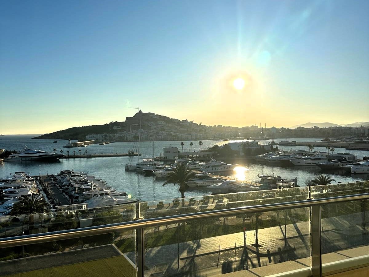 2 bedroom Flat for rent in Ibiza / Eivissa town with pool garage - € 25,000 (Ref: 8304796)