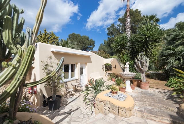 5 chambre Villa/Maison à vendre à Es Figueral, Santa Eulalia / Santa Eularia - 1 200 000 € (Ref: 8323870)