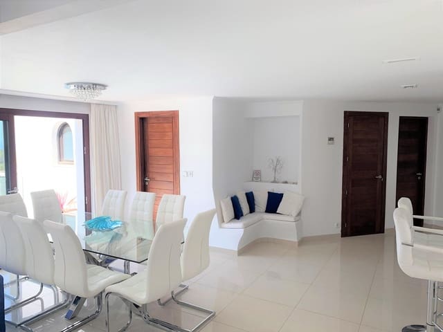 6 soverom Villa til salgs i Cala Salada, Sant Antoni de Portmany med svømmebasseng - € 3 300 000 (Ref: 8353553)