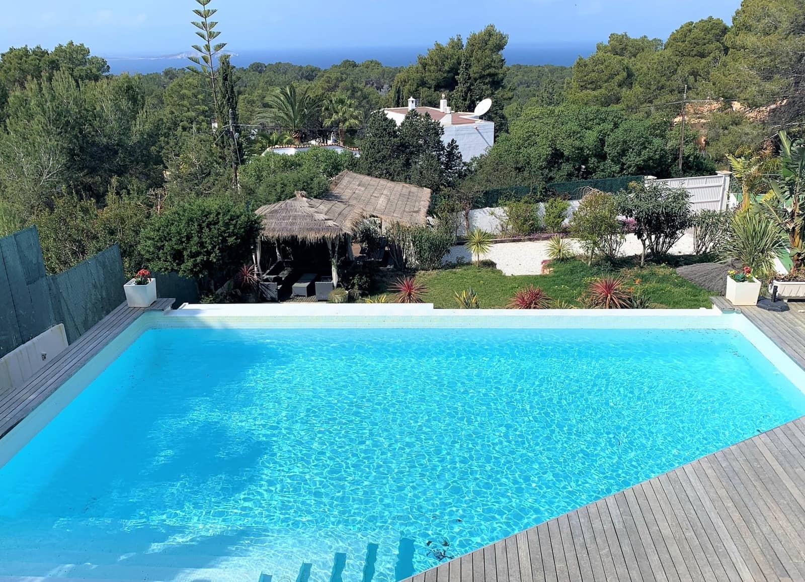 6 soveværelse Villa til salg i Cala Salada med swimmingpool - € 3.300.000 (Ref: 8353553)