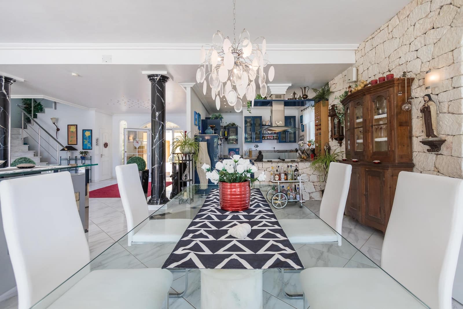 4 bedroom Villa for sale in Sant Carles de Peralta with pool garage - € 4,800,000 (Ref: 8463062)