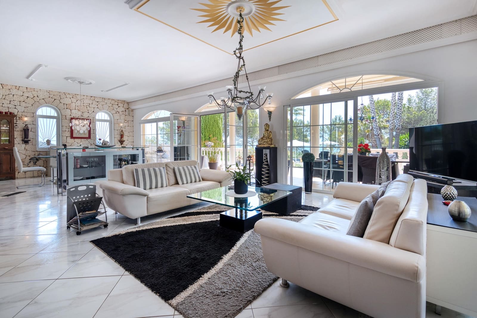 4 bedroom Villa for sale in Sant Carles de Peralta with pool garage - € 4,800,000 (Ref: 8463062)