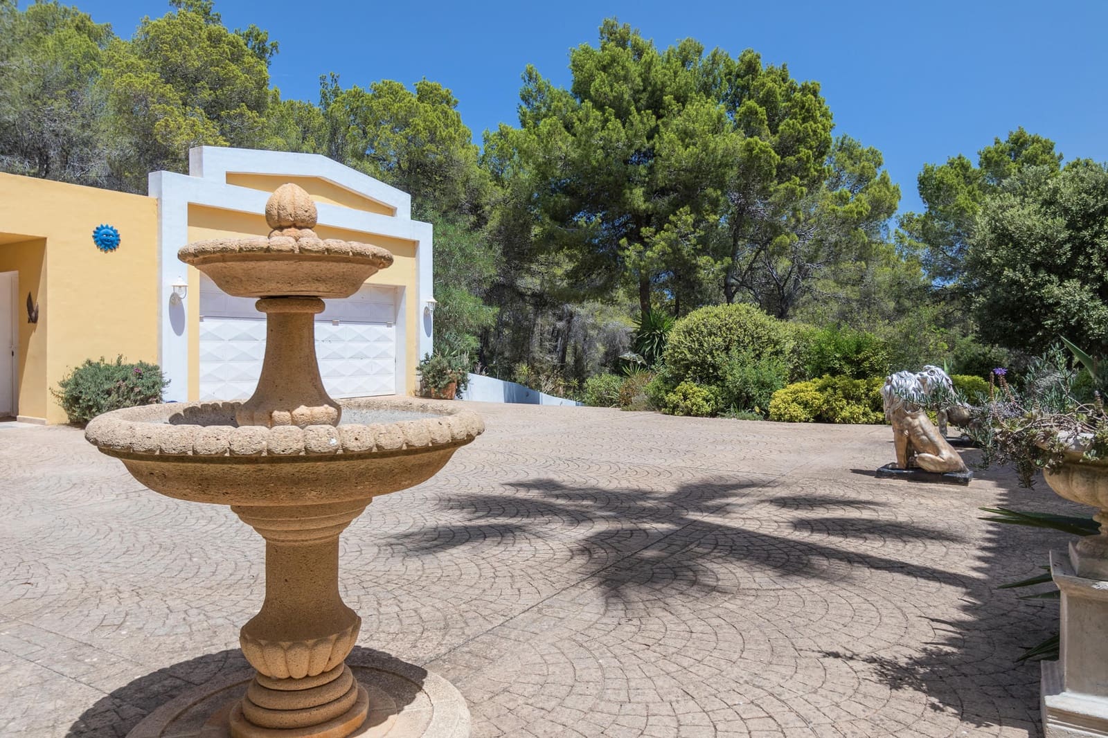 4 bedroom Villa for sale in Sant Carles de Peralta with pool garage - € 4,800,000 (Ref: 8463062)