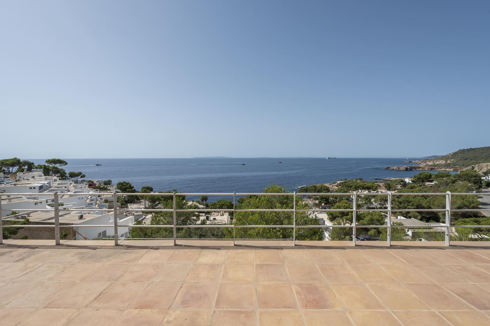 5 sypialnia Willa na sprzedaż w Roca Llisa z basenem garażem - 4 300 000 € (Ref: 8467501)