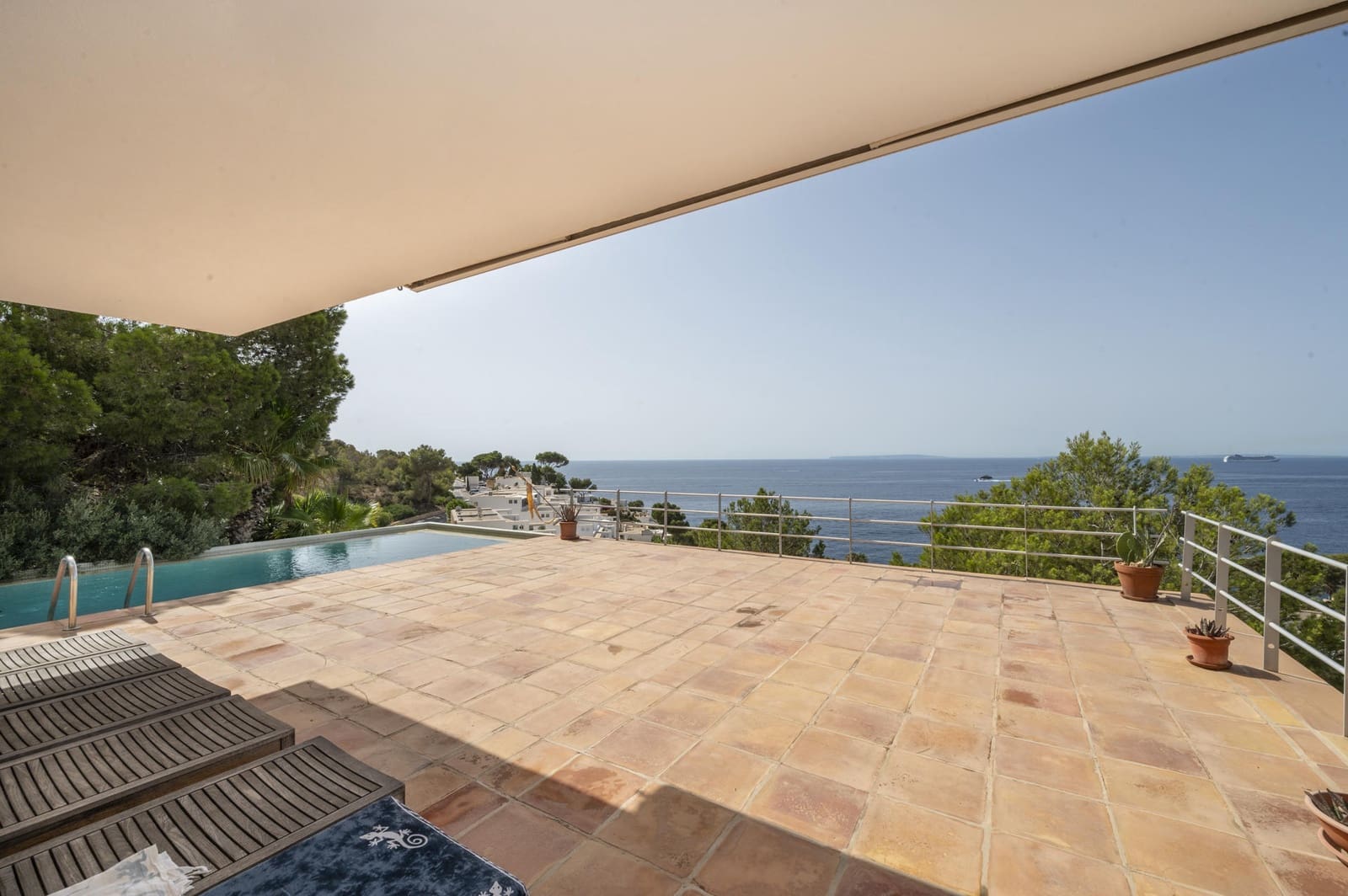 5 sypialnia Willa na sprzedaż w Roca Llisa z basenem garażem - 4 300 000 € (Ref: 8467501)