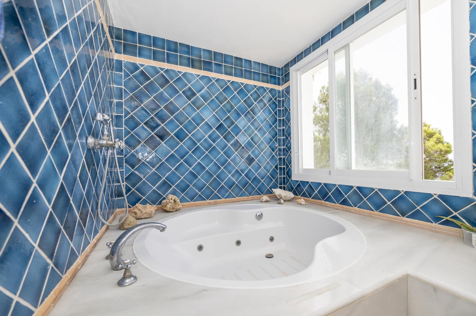 5 sypialnia Willa na sprzedaż w Roca Llisa z basenem garażem - 4 300 000 € (Ref: 8467501)