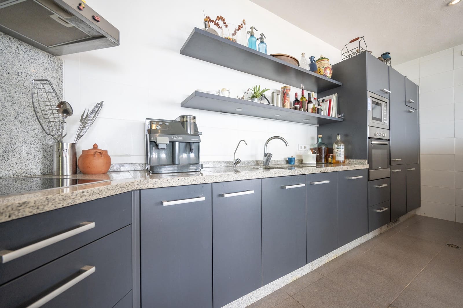 5 sypialnia Willa na sprzedaż w Roca Llisa z basenem garażem - 4 300 000 € (Ref: 8467501)