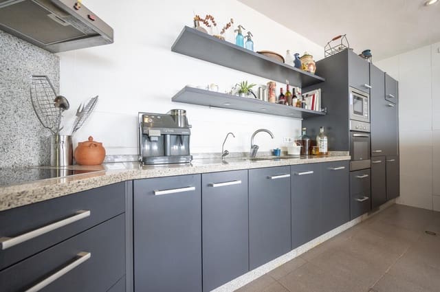 5 sypialnia Willa na sprzedaż w Roca Llisa, Santa Eulalia / Santa Eularia z basenem garażem - 4 300 000 € (Ref: 8467501)