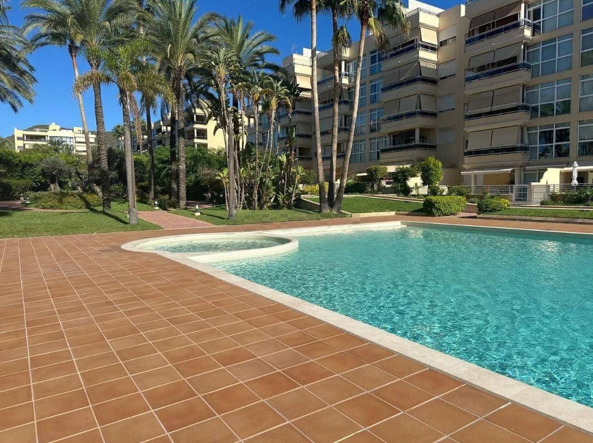 2 bedroom Flat for sale in Ibiza / Eivissa town - € 675,000 (Ref: 8567627)