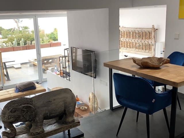 1 bedroom Terraced Villa for rent in Roca Llisa, Santa Eulalia / Santa Eularia with garage - € 1,500 (Ref: 8644310)