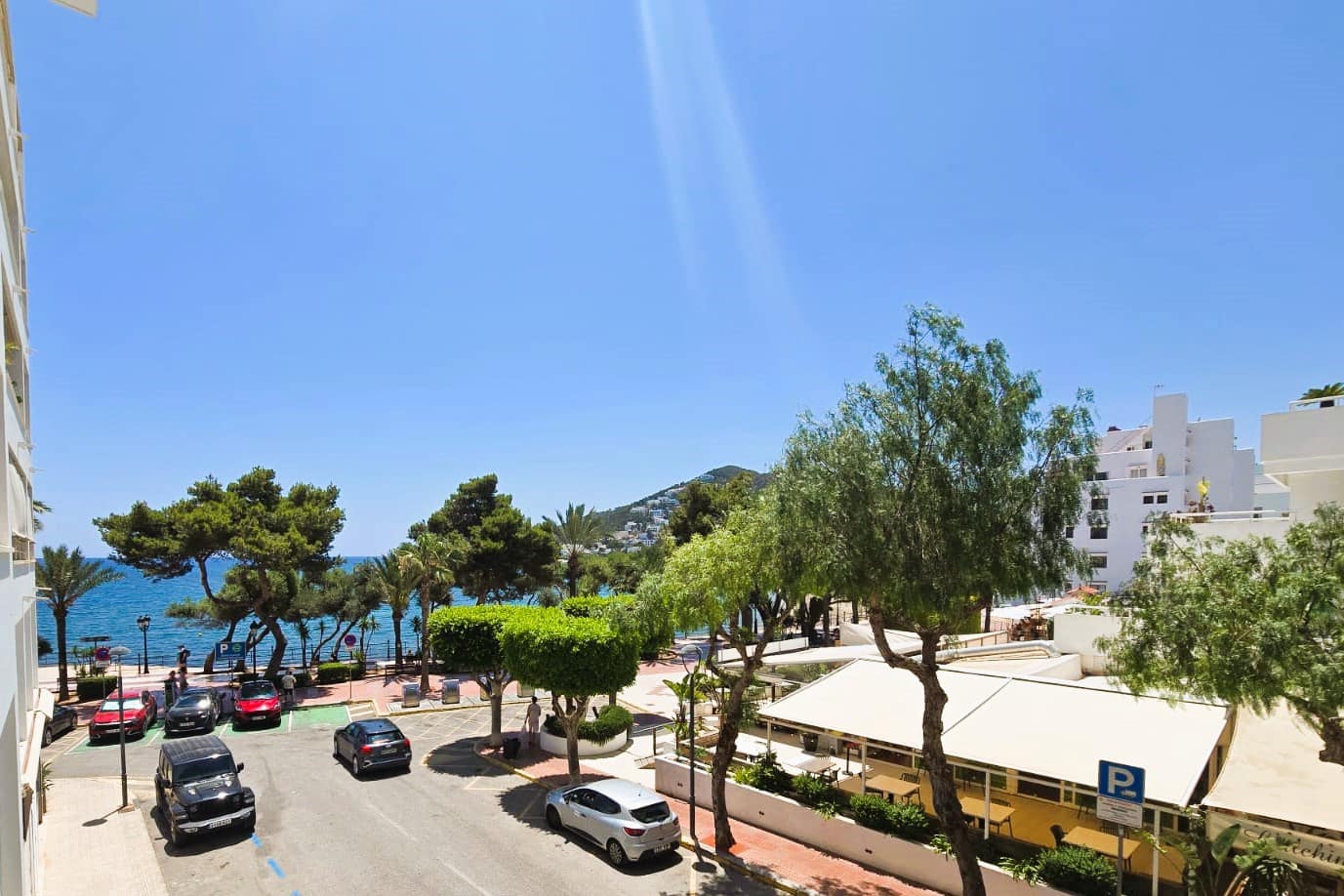 2 slaapkamer Flat te koop in Santa Eulalia / Santa Eularia met garage - € 795.000 (Ref: 8666960)