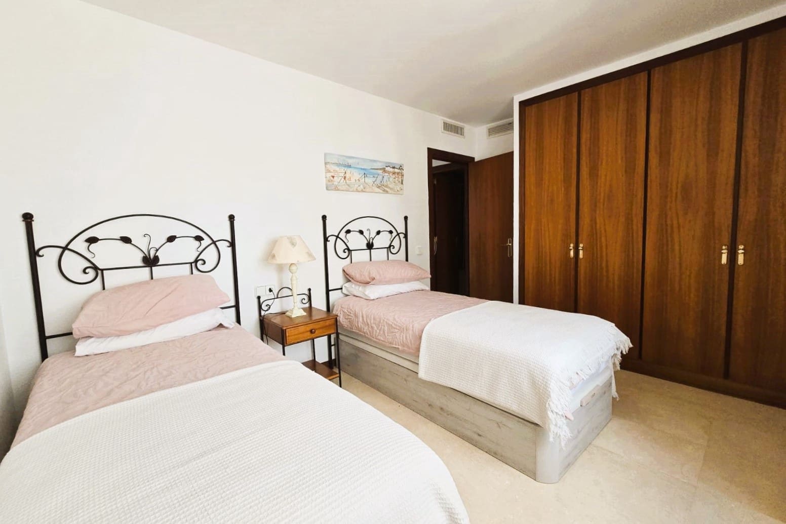 2 slaapkamer Flat te koop in Santa Eulalia / Santa Eularia met garage - € 795.000 (Ref: 8666960)