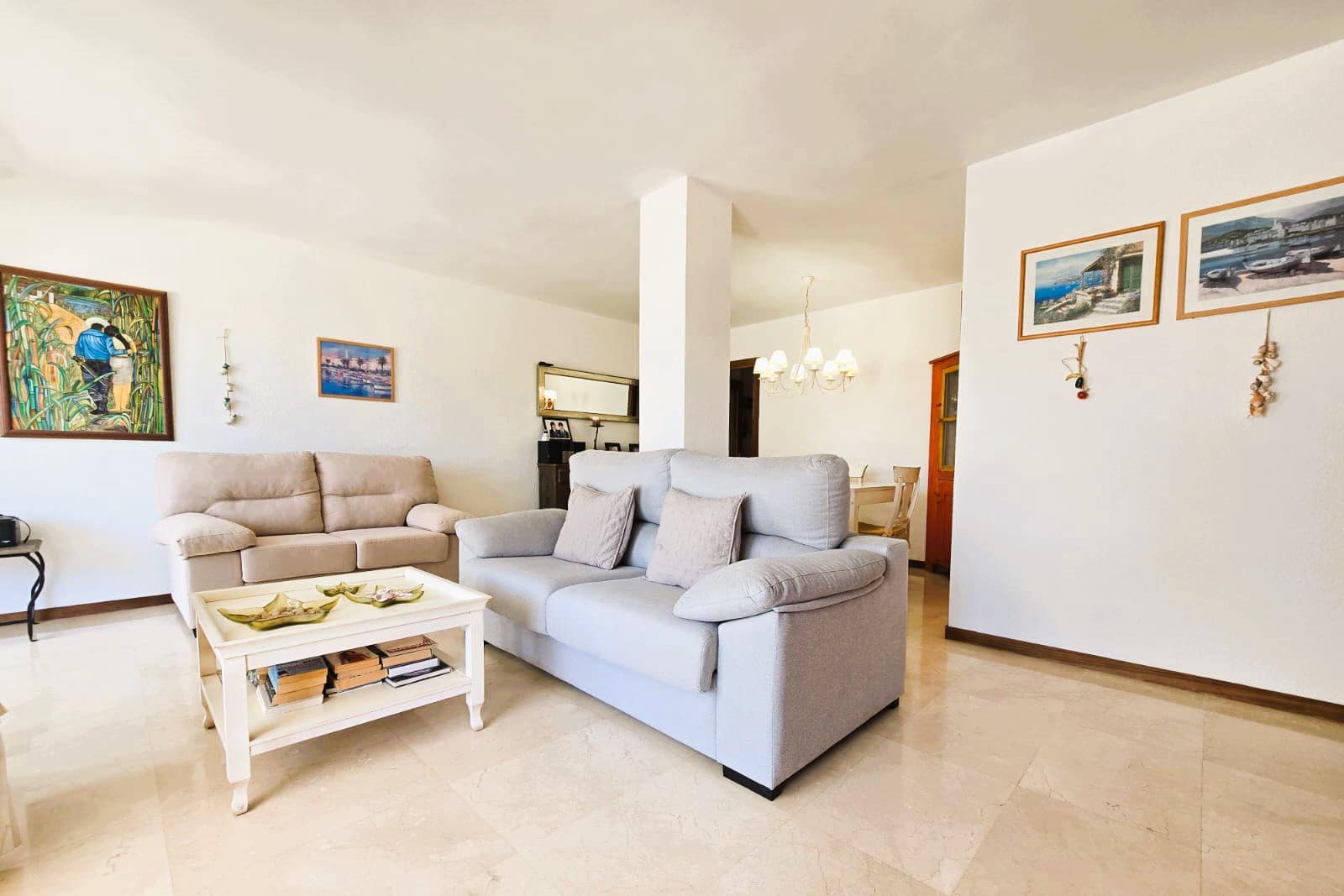 2 slaapkamer Flat te koop in Santa Eulalia / Santa Eularia met garage - € 795.000 (Ref: 8666960)