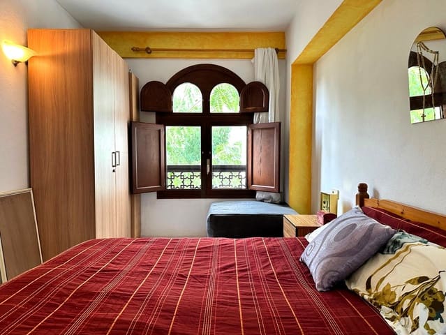 2 slaapkamer Flat te koop in Santa Eulalia / Santa Eularia - € 495.000 (Ref: 8669427)