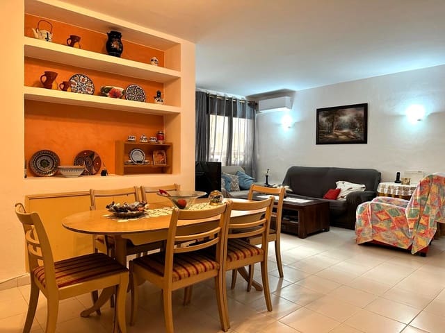 2 slaapkamer Flat te koop in Santa Eulalia / Santa Eularia - € 495.000 (Ref: 8669427)